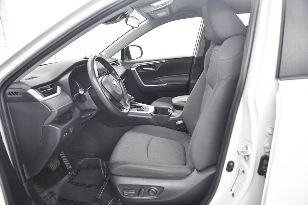 Used 2023 Toyota RAV4 XLE image 11