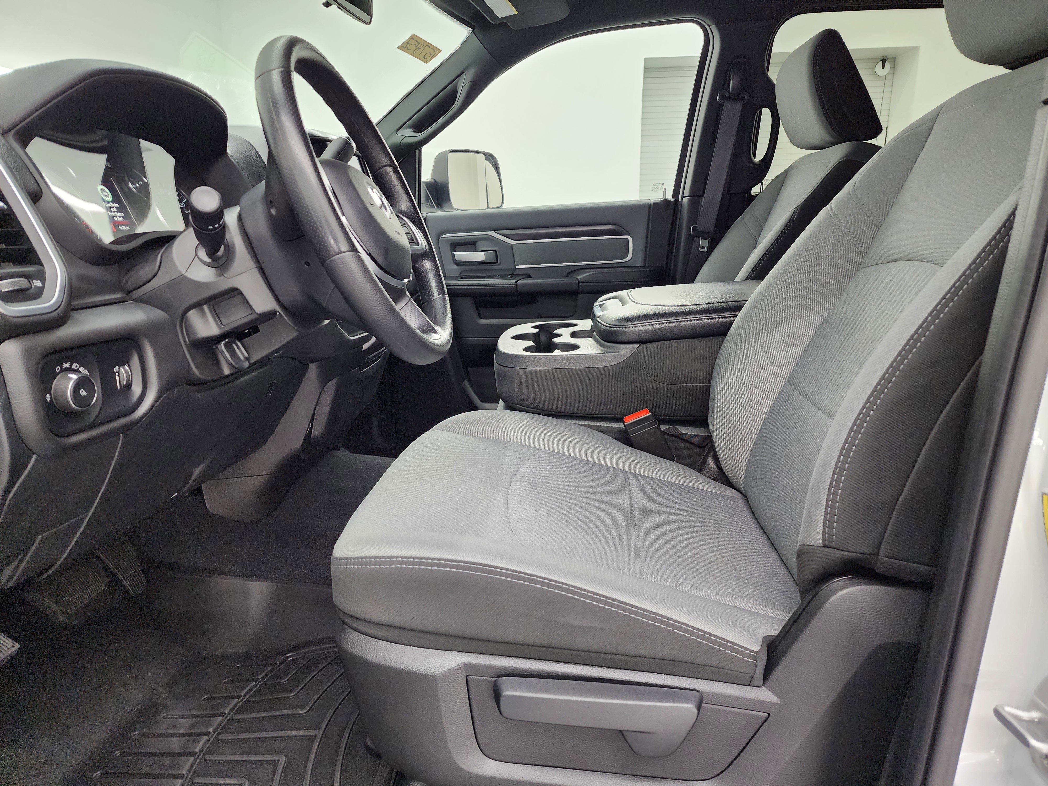 Used 2022 RAM 3500 Big Horn w/ Protection Group image 8