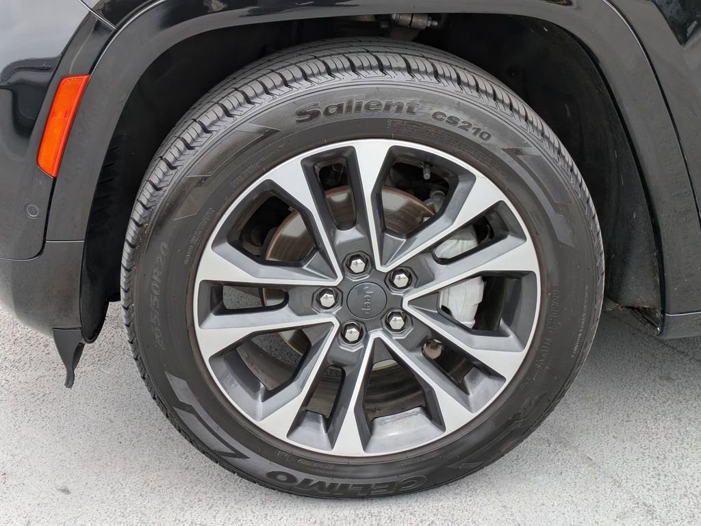 Certified 2022 Jeep Grand Cherokee Overland w/ Luxury Tech Group IV image 6