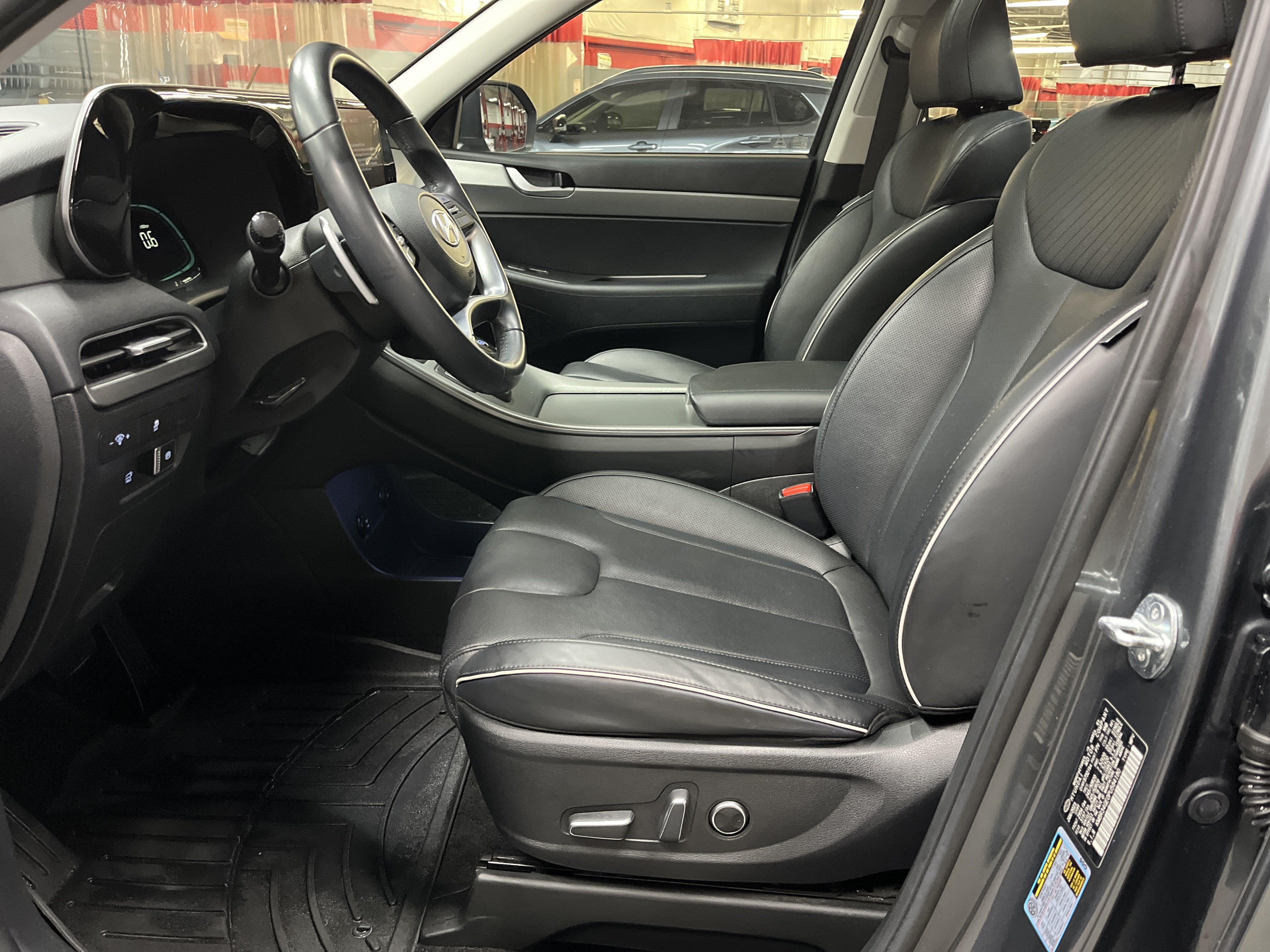Used 2023 Hyundai Palisade XRT FWD image 16