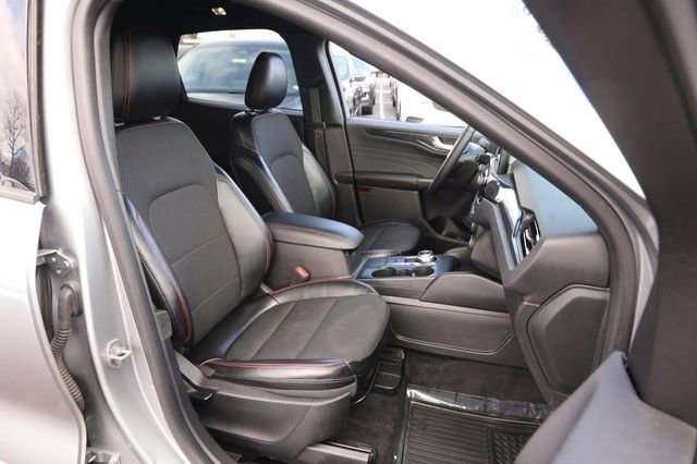 Used 2024 Ford Escape ST-Line image 26