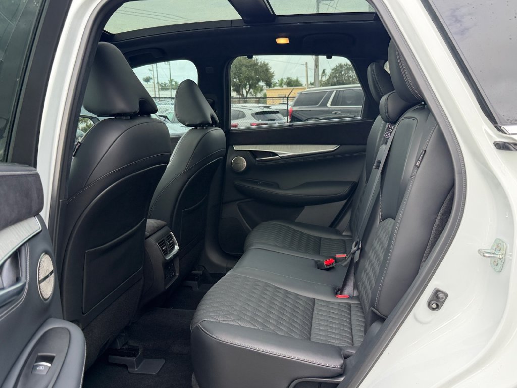 Used 2024 INFINITI QX50 Autograph AWD/4WD image 11
