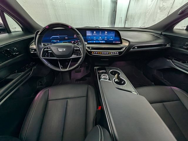 Used 2023 Cadillac Lyriq 2WD image 8
