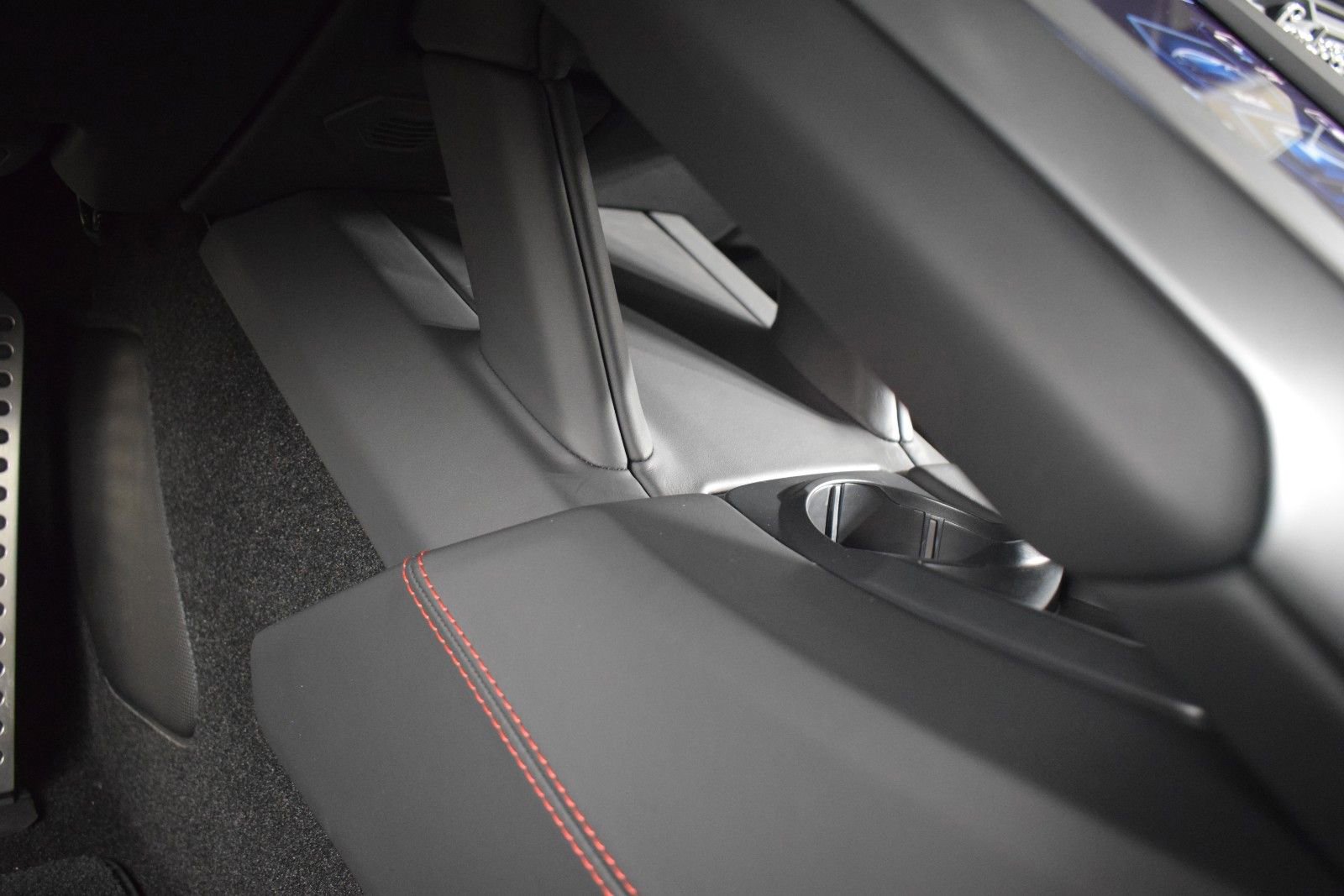 Used 2023 Lamborghini Huracan EVO image 37