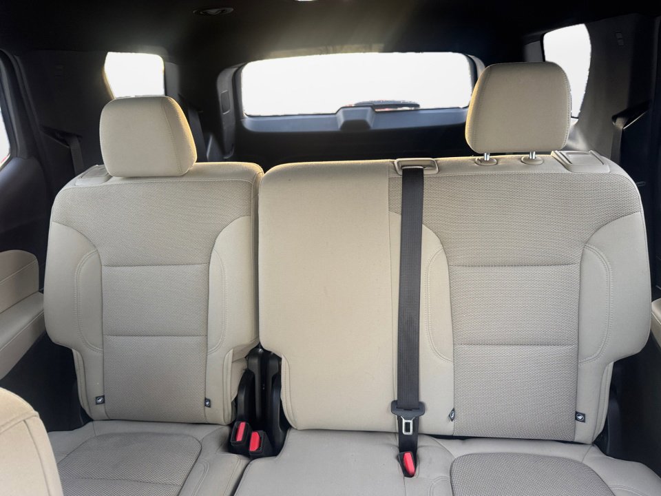 Used 2022 Chevrolet Traverse LS image 14