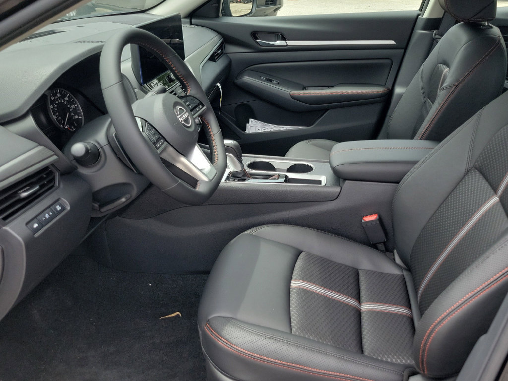 New 2026 Nissan Altima 2.5 SR FWD image 19