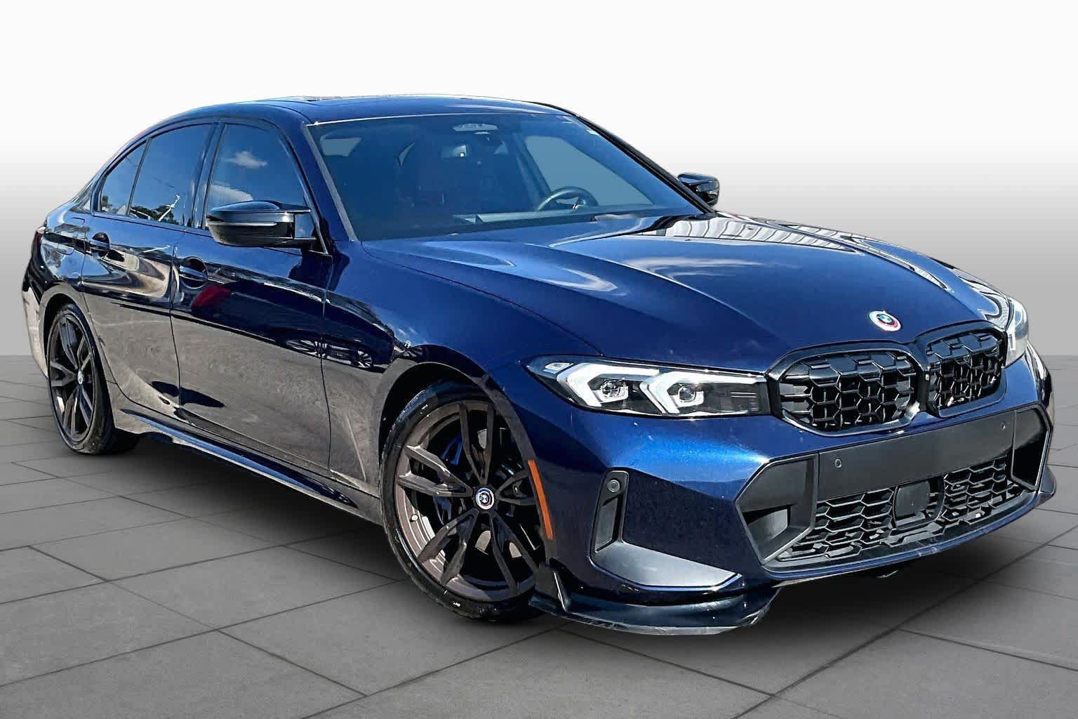 Used 2023 BMW M340i RWD image 3