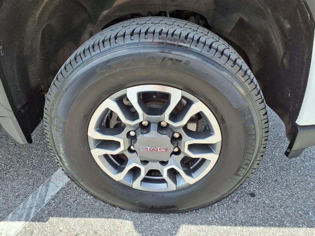 Used 2022 GMC Sierra 2500 AT4 AWD/4WD image 7