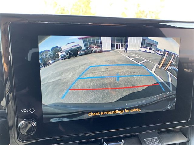 Used 2025 Toyota Corolla LE image 22