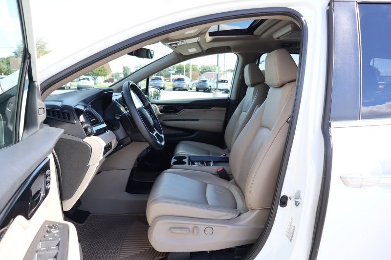 Used 2021 Honda Odyssey Touring image 9