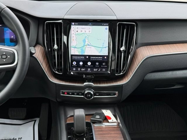Used 2022 Volvo XC60 B5 Momentum w/ Climate Package AWD/4WD image 17
