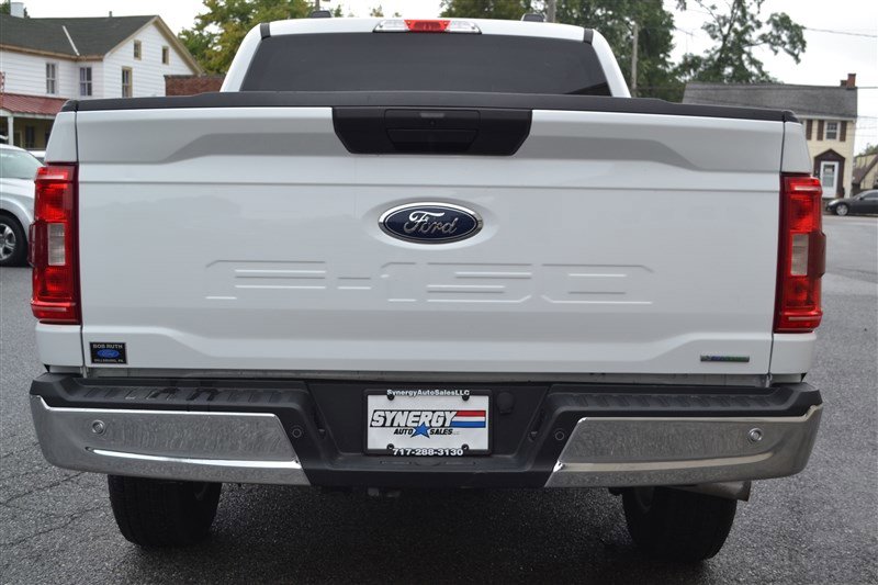 Used 2022 Ford F150 XLT image 4