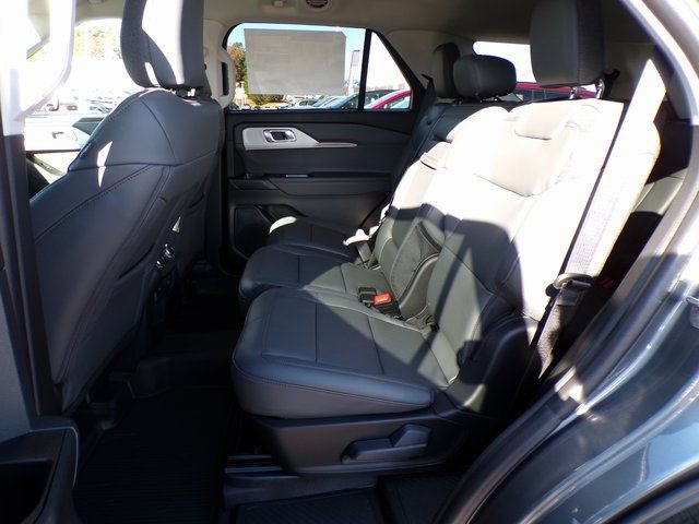 New 2026 Ford Explorer Active w/ Active Comfort Package image 10