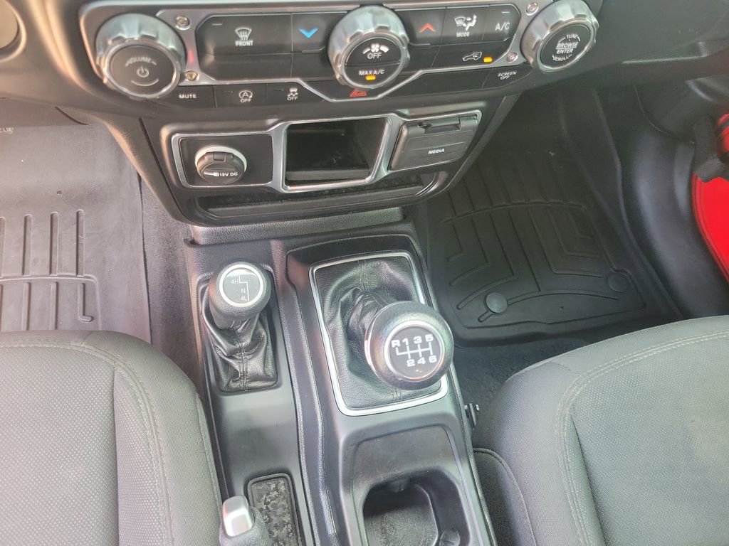 Used 2022 Jeep Wrangler Sport AWD/4WD image 25