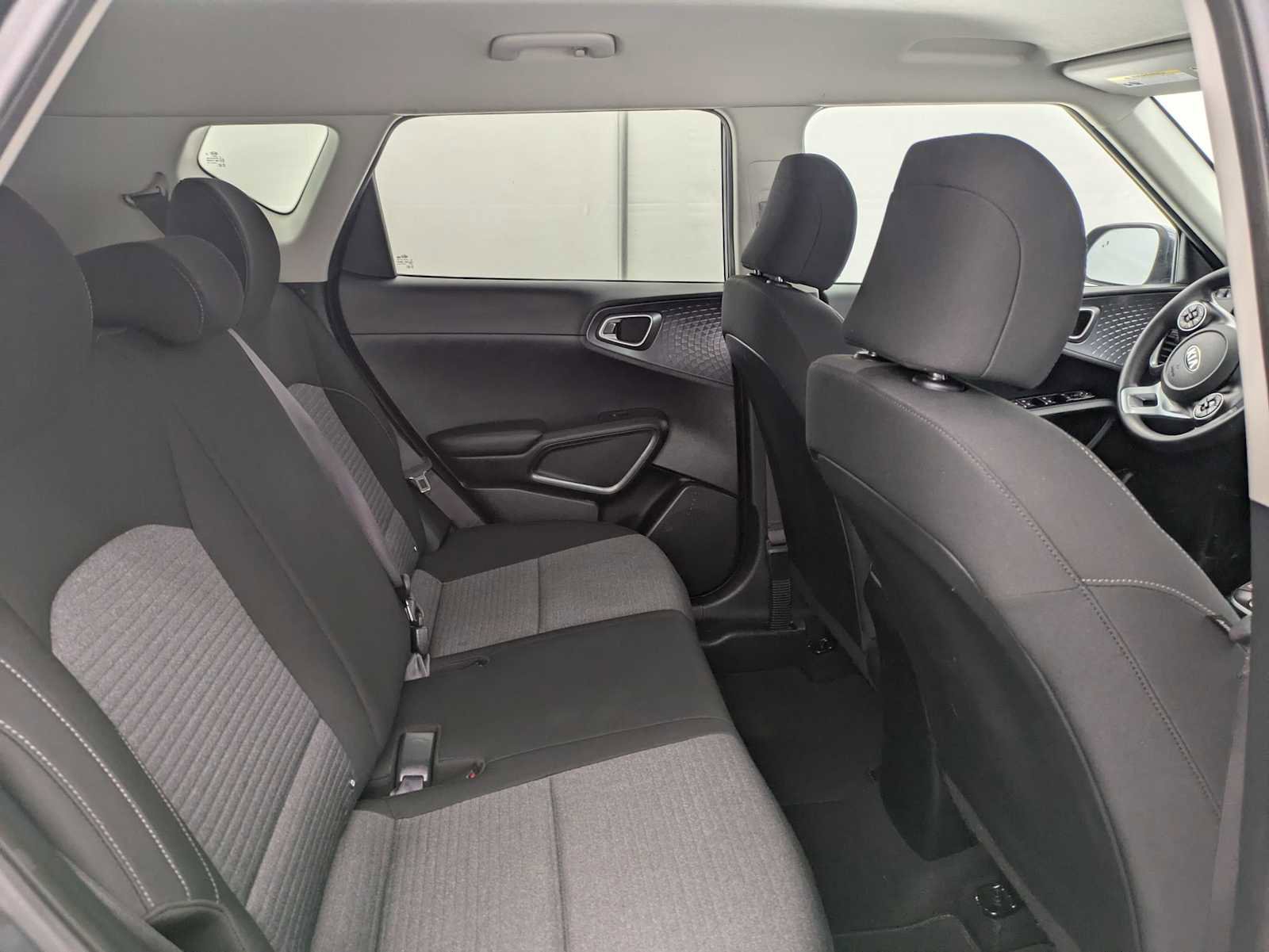 Used 2021 Kia Soul S image 21