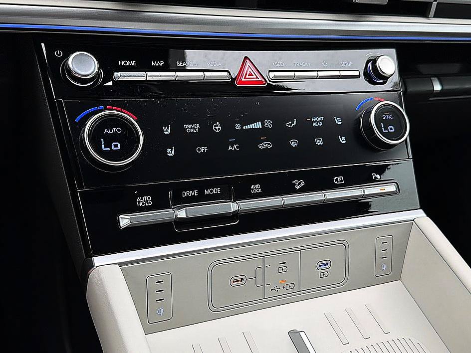 Certified 2026 Hyundai Santa Fe Calligraphy AWD/4WD image 14