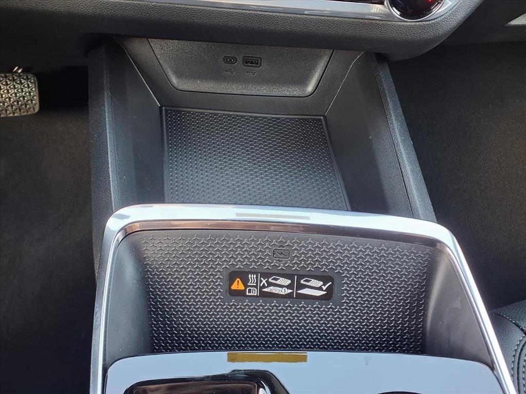 New 2026 Chevrolet Equinox LT w/ Convenience Package II image 16