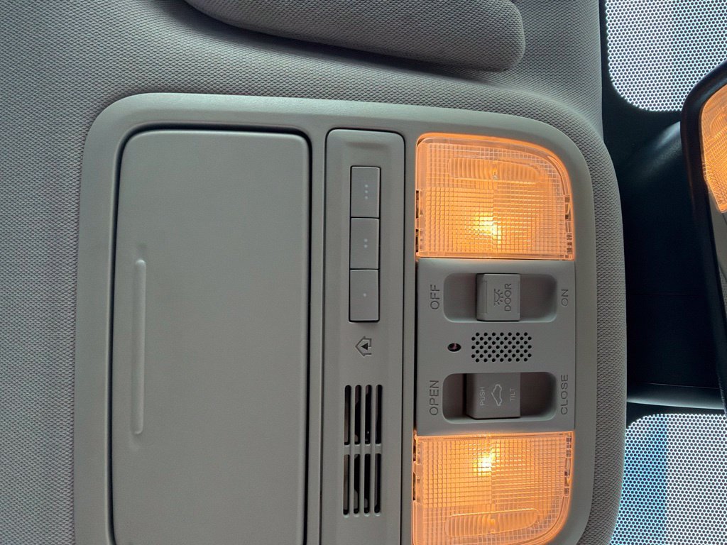 Used 2015 Honda Odyssey EX-L image 35