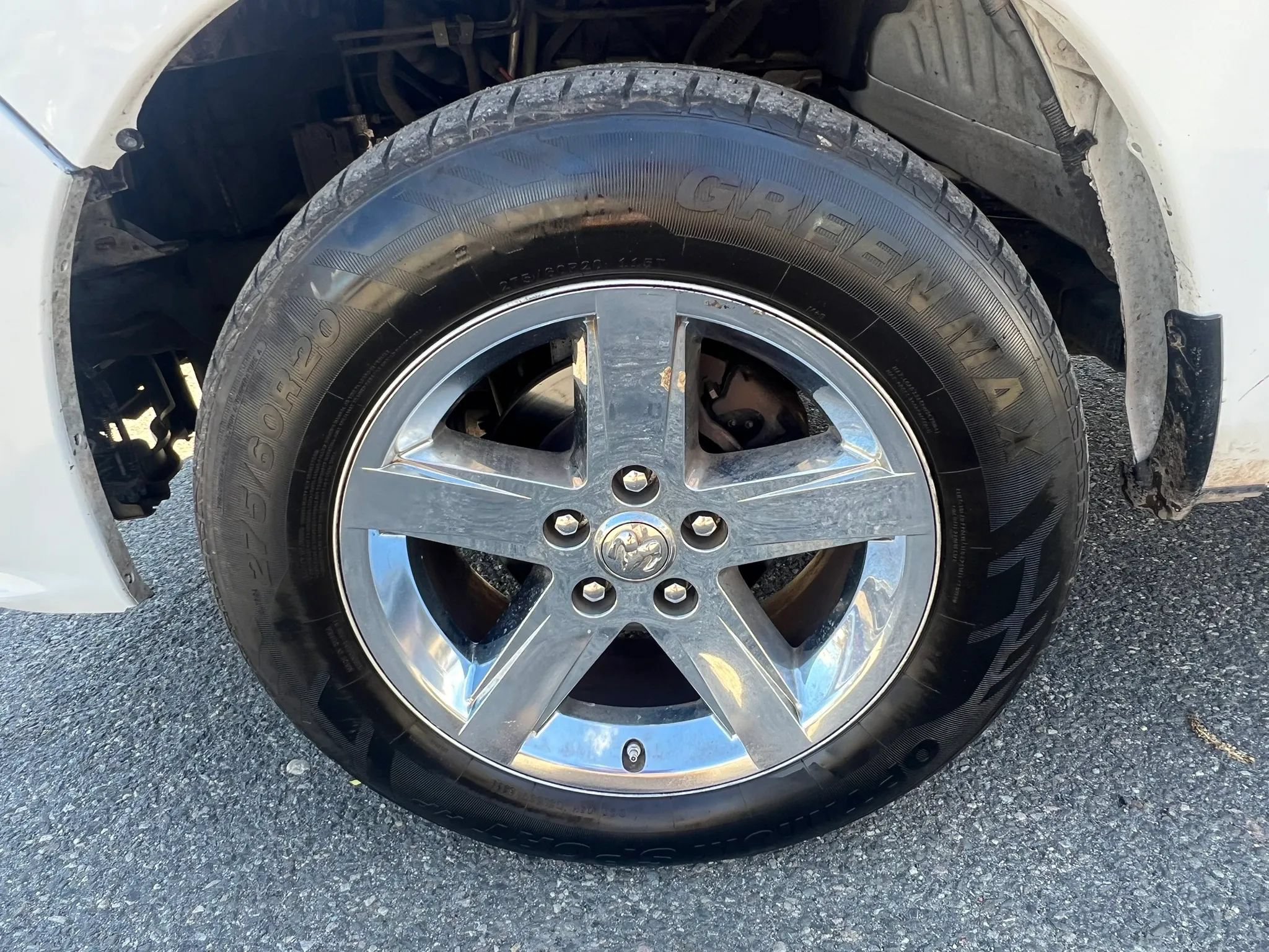 Used 2017 RAM 1500 Express AWD/4WD image 10