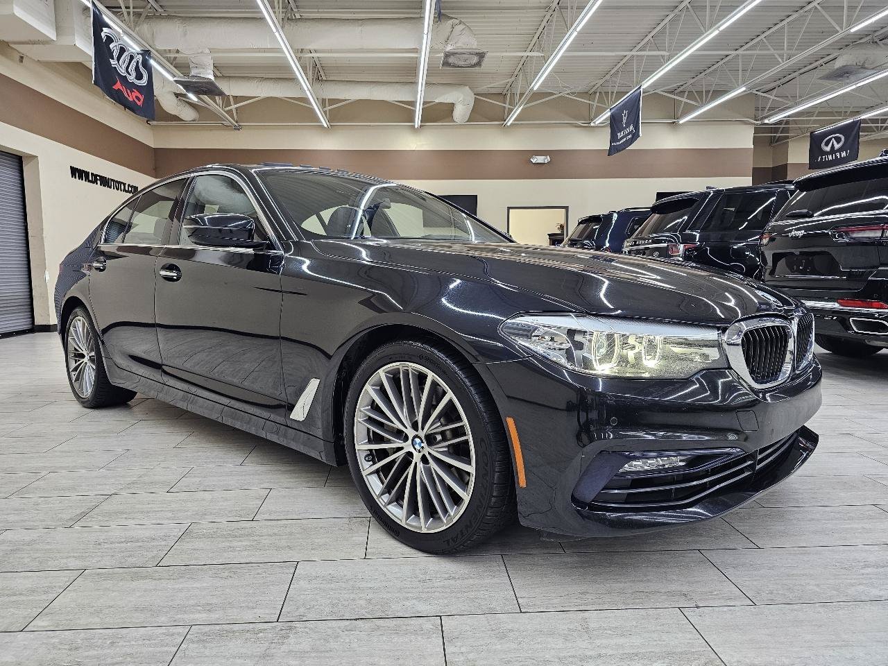 Used 2017 BMW 530i RWD image 4