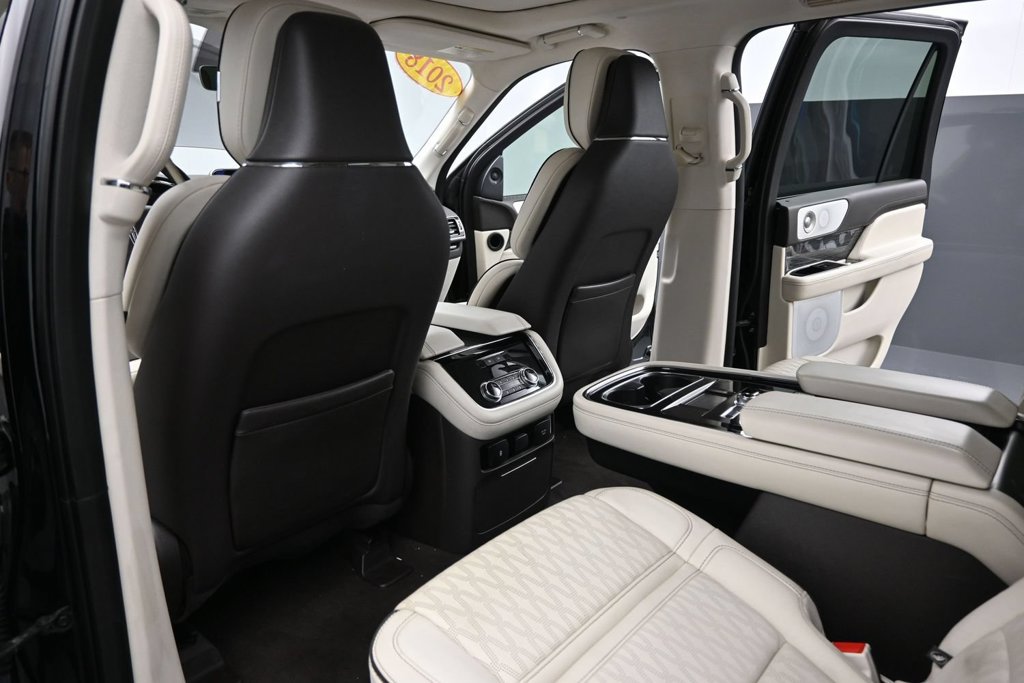 Used 2018 Lincoln Navigator Black Label AWD/4WD image 16
