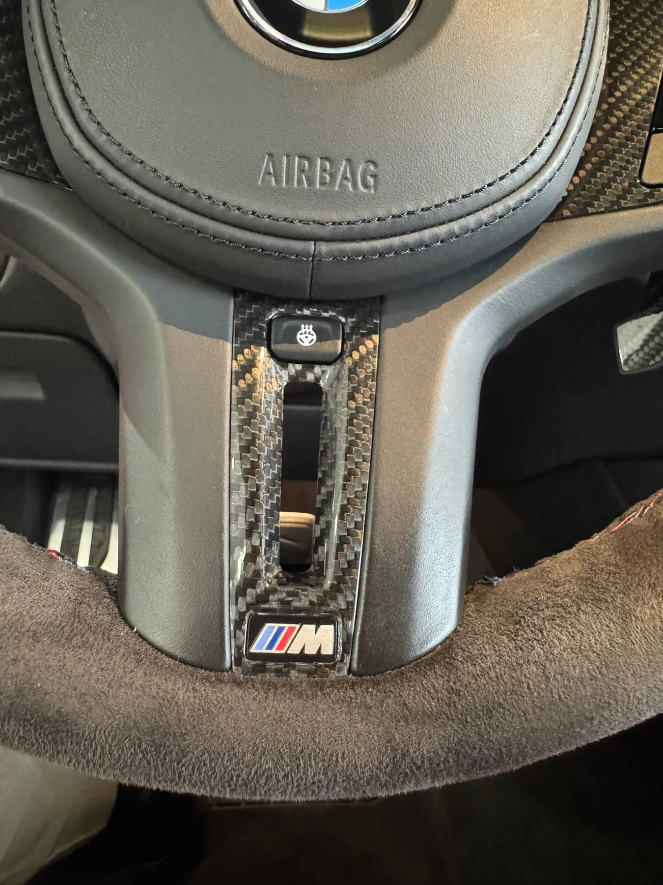 Used 2021 BMW M4 Competition w/ M Carbon Exterior Package RWD image 29