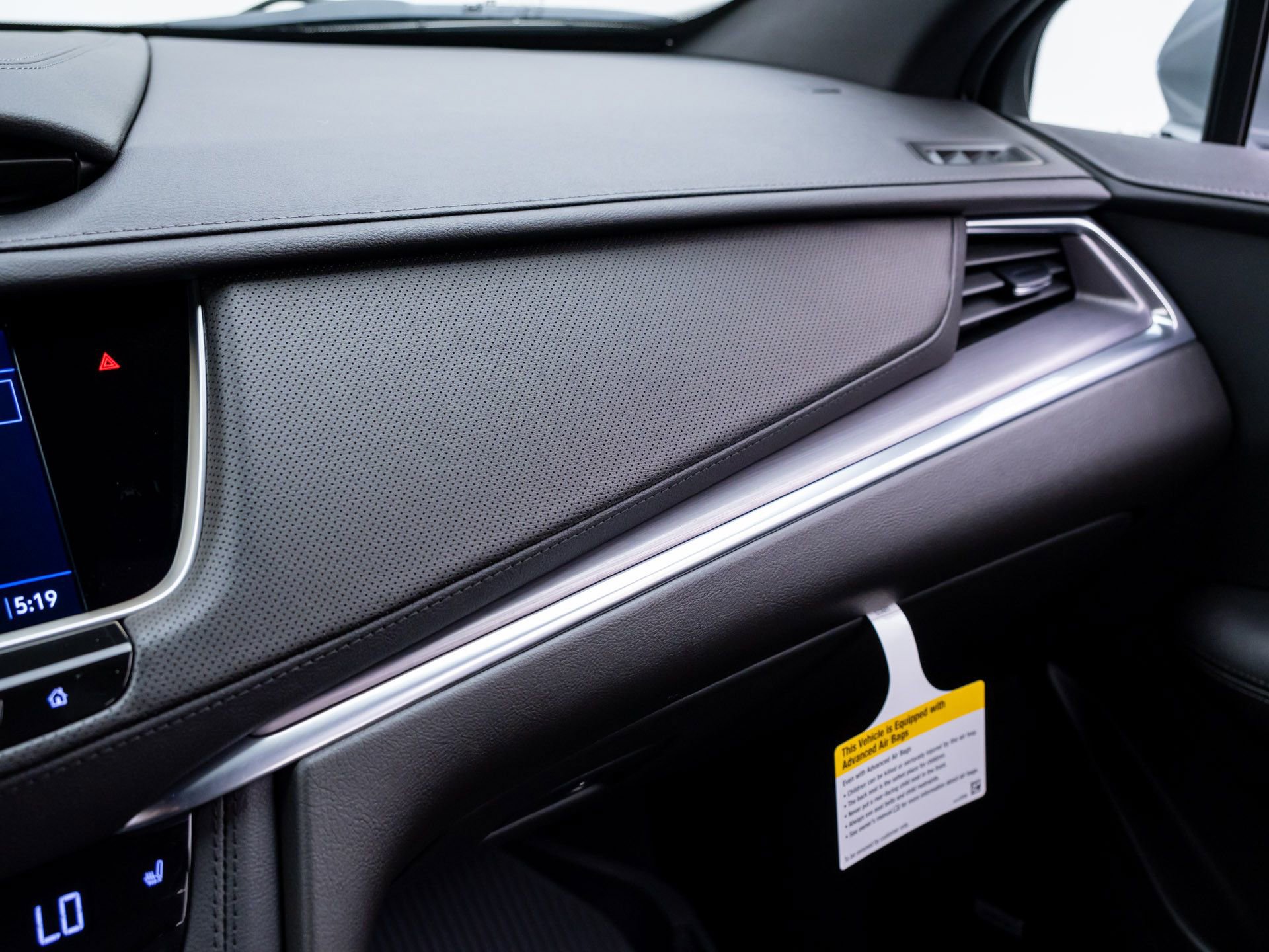 New 2026 Cadillac XT5 Luxury w/ LPO, Floor Liner Package AWD/4WD image 27