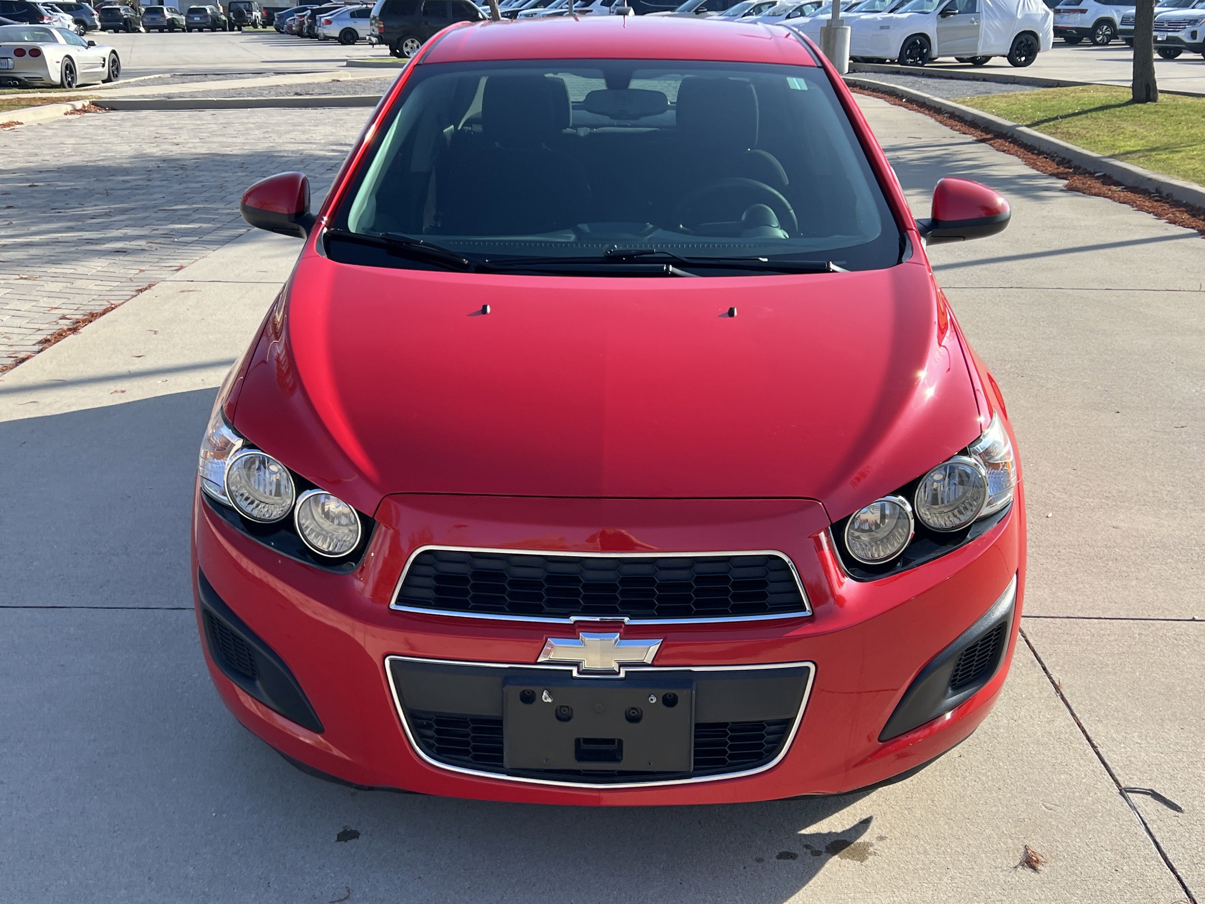 Used 2016 Chevrolet Sonic LT image 3