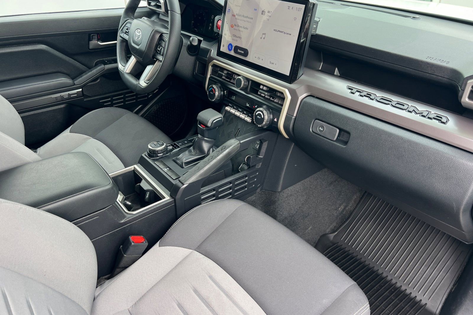 Certified 2025 Toyota Tacoma TRD Off-Road image 12