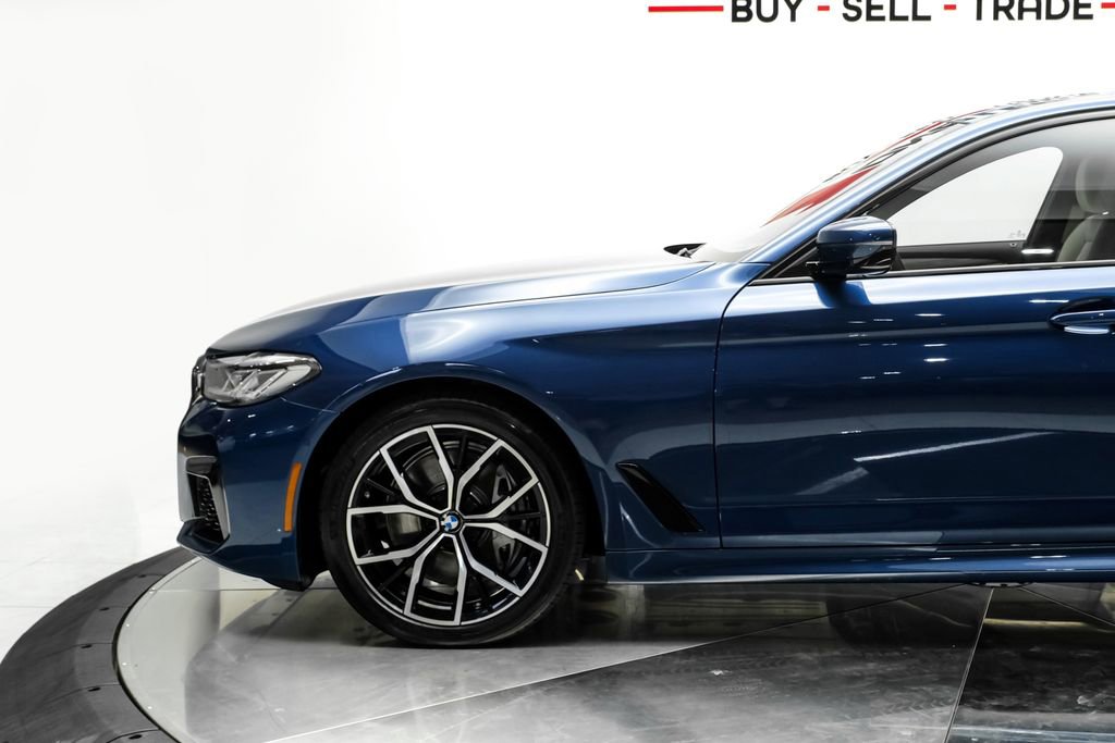 Used 2023 BMW 540i xDrive w/ M Sport Package AWD/4WD image 13