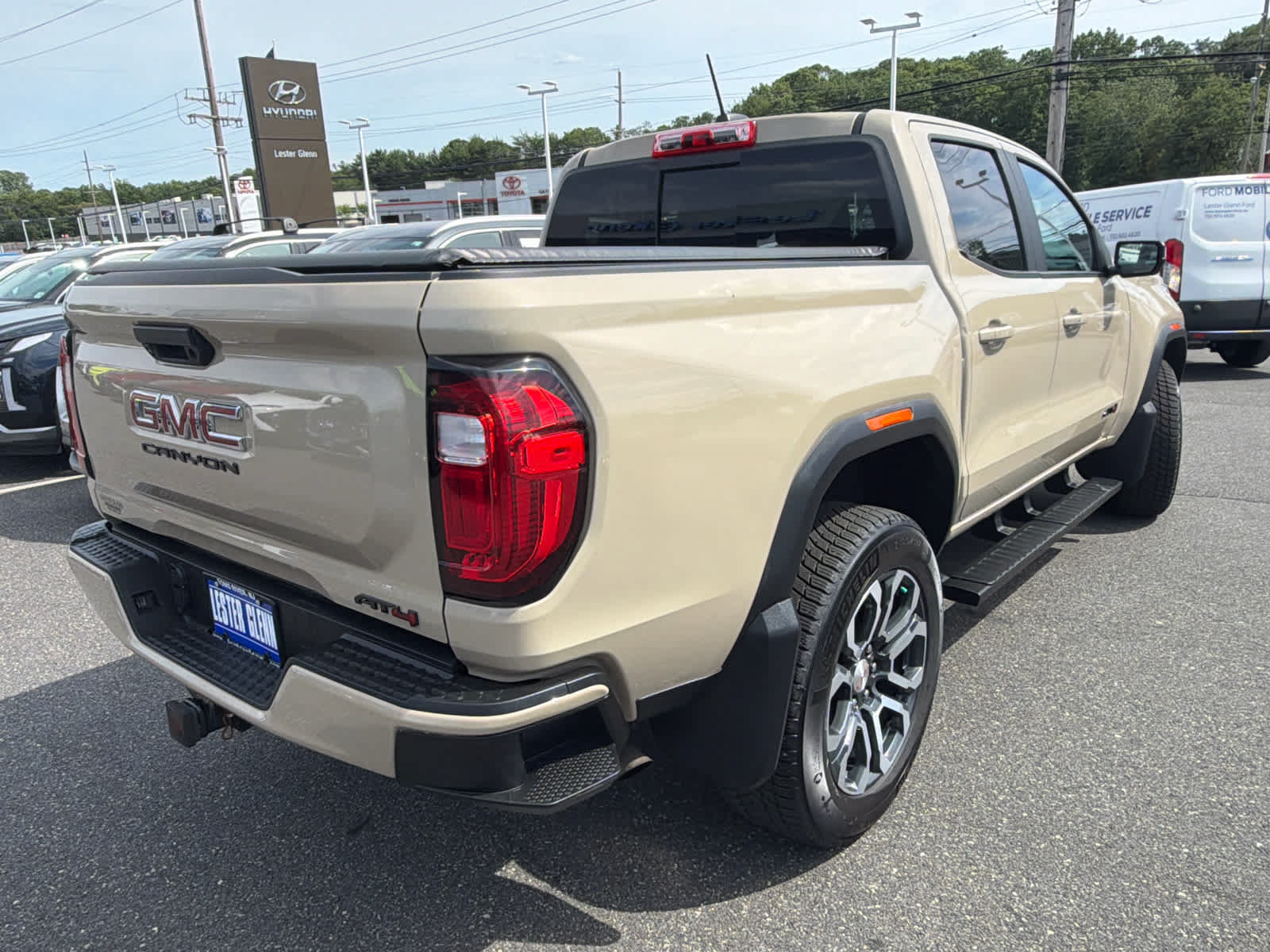 Certified 2024 GMC Canyon AT4 AWD/4WD image 25