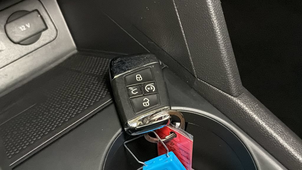 Used 2021 Volkswagen Atlas Cross Sport SE w/ Panoramic Sunroof Package AWD/4WD image 31