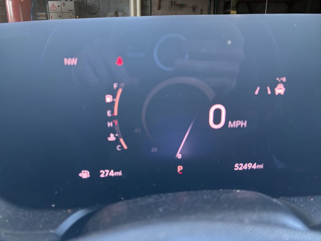 Used 2024 Buick Encore GX Sport Touring w/ Comfort Package image 21