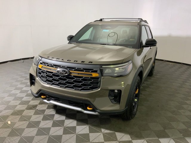 New 2026 Ford Explorer ST image 3