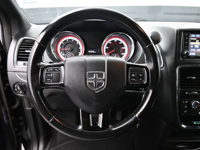Used 2020 Dodge Grand Caravan SE FWD image 28