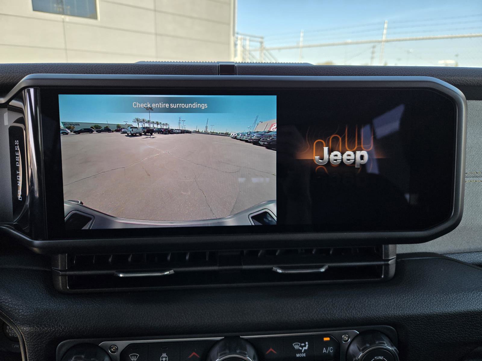 New 2026 Jeep Gladiator Sport image 8