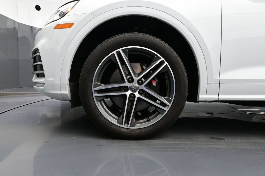 Used 2020 Audi SQ5 Premium Plus w/ Premium Plus Package AWD/4WD image 6
