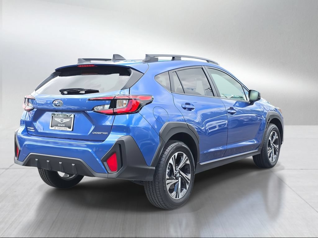 Used 2025 Subaru Crosstrek 2.5i Premium w/ Crosstrek Mirror Package AWD/4WD image 3