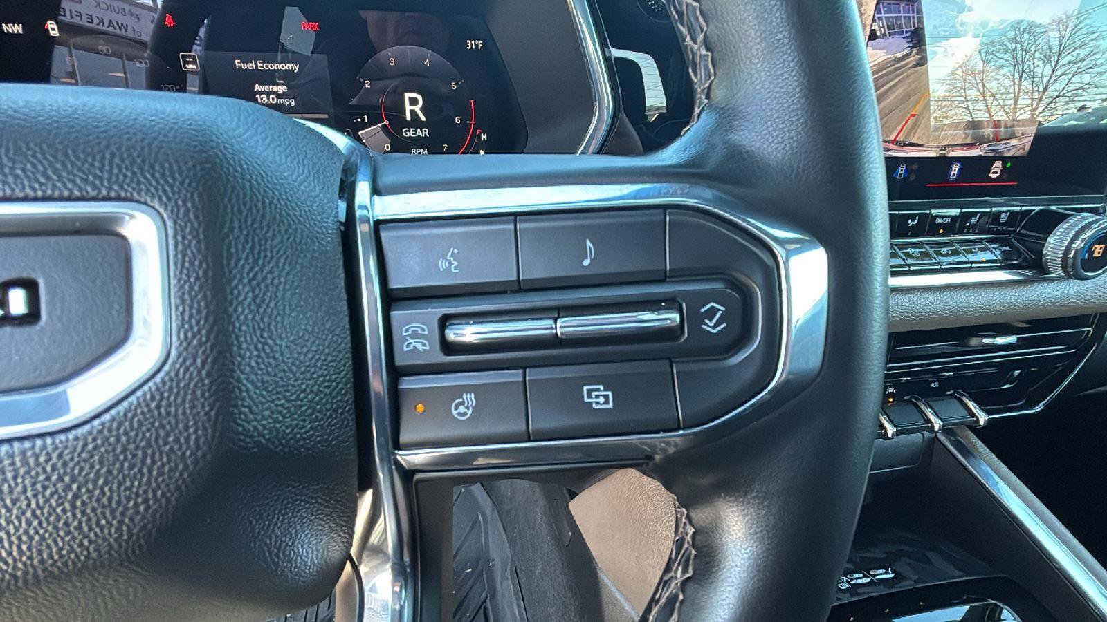 Used 2023 GMC Canyon Denali image 17