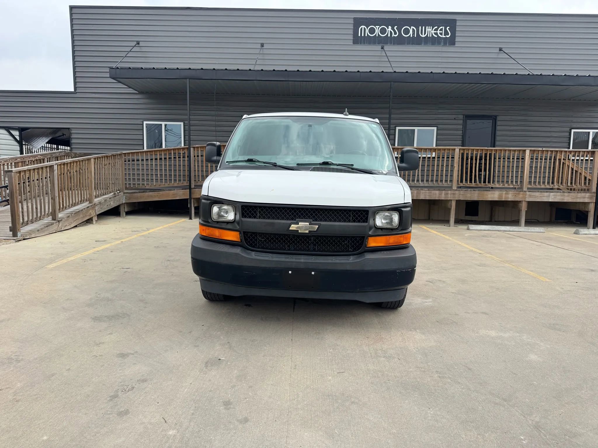 Used 2017 Chevrolet Express 2500 LS image 13