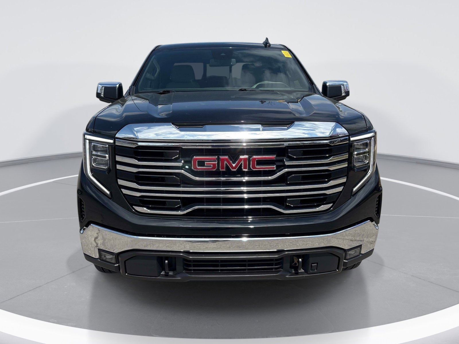 Certified 2023 GMC Sierra 1500 SLT w/ SLT Convenience Package image 2