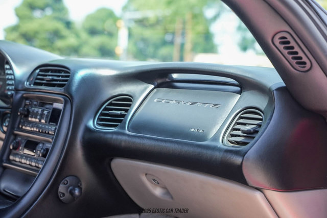 Used 1999 Chevrolet Corvette Coupe w/ Memory Pkg image 49