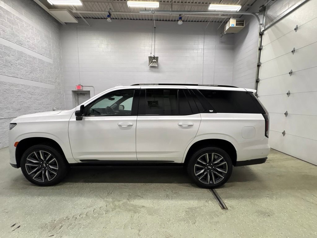 Used 2021 Cadillac Escalade Sport Platinum w/ Heavy-Duty Trailer Package AWD/4WD image 7