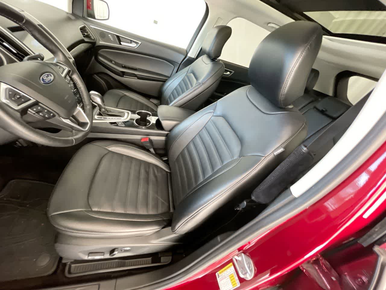 Used 2016 Ford Edge SEL w/ Equipment Group 201A AWD/4WD image 11