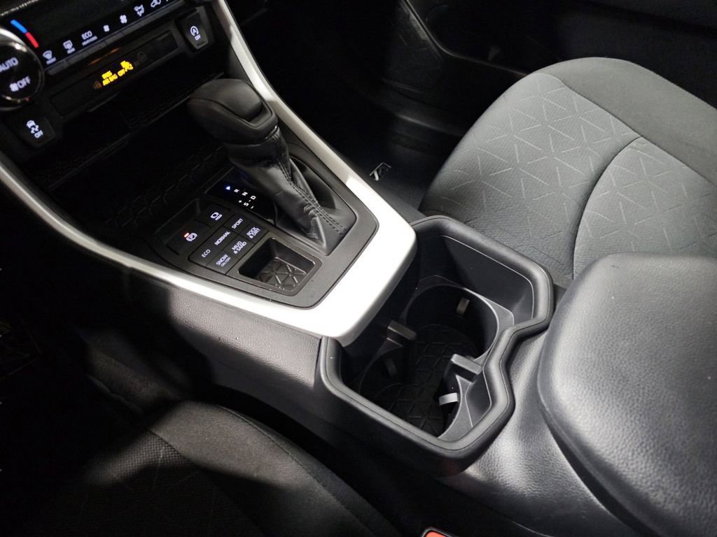 Used 2023 Toyota RAV4 XLE image 33