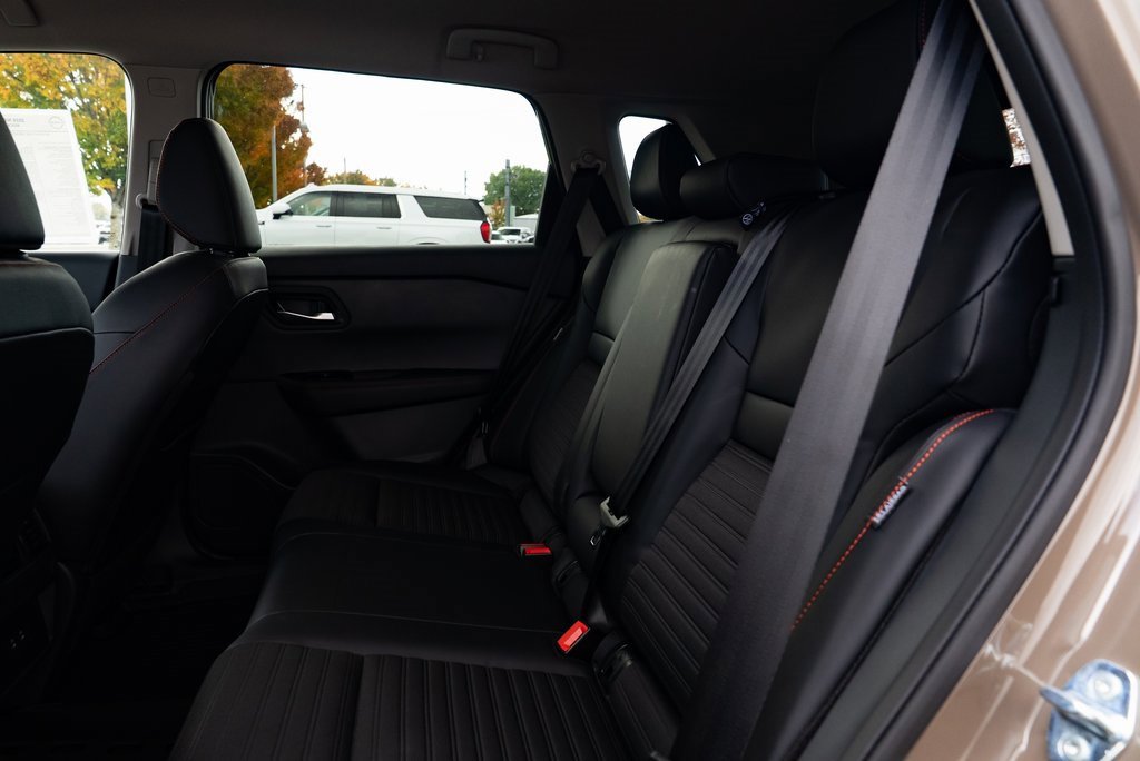 New 2026 Nissan Rogue SV image 20