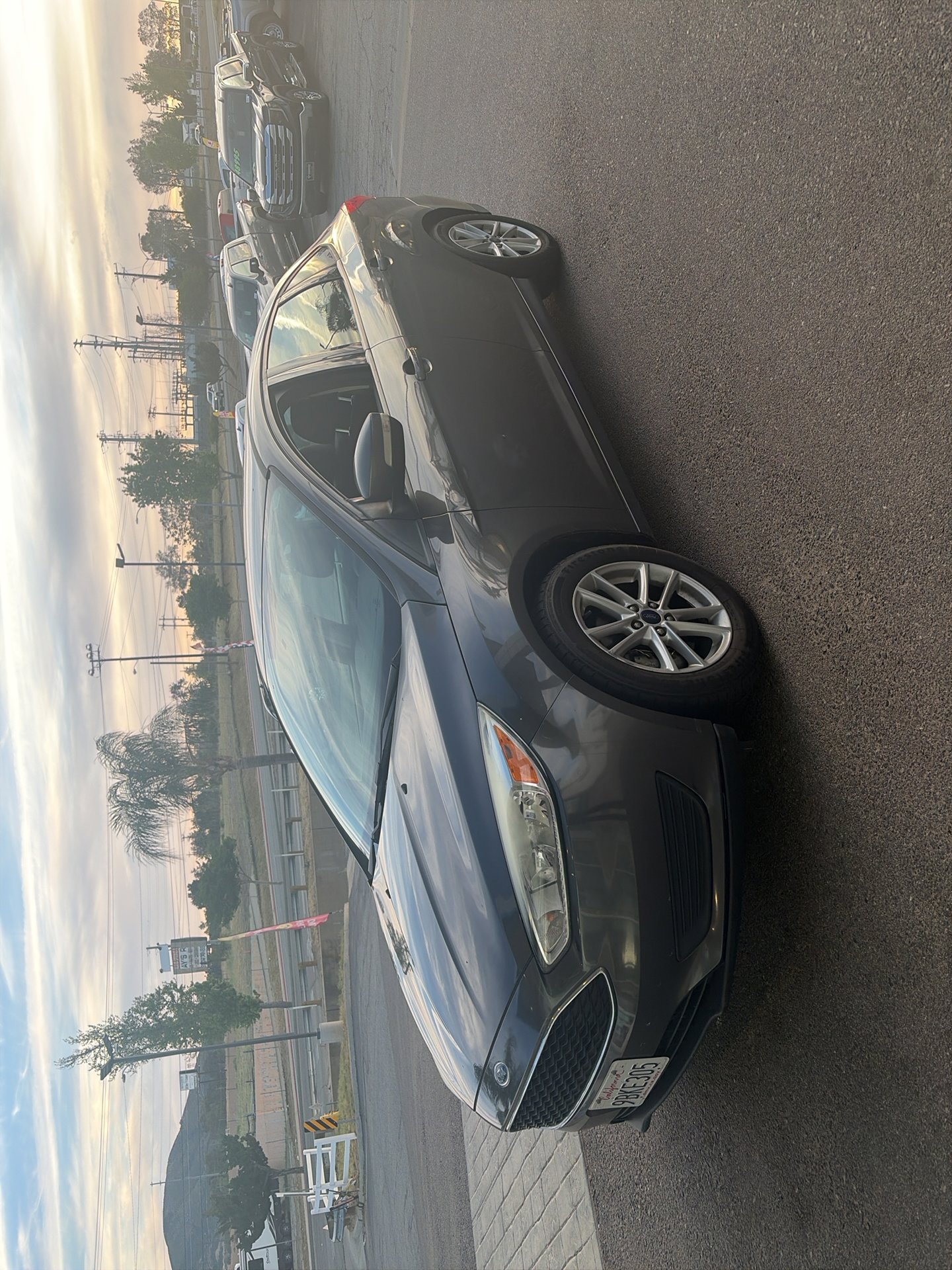Used 2016 Ford Focus SE image 1