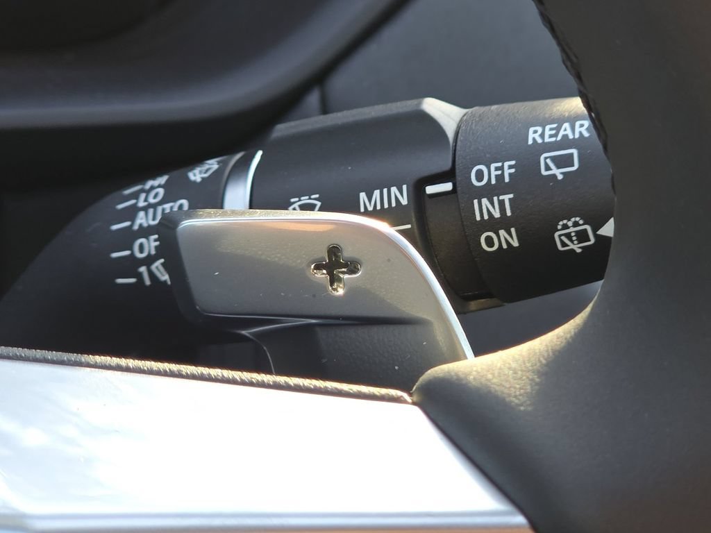 New 2026 Land Rover Discovery S AWD/4WD image 17