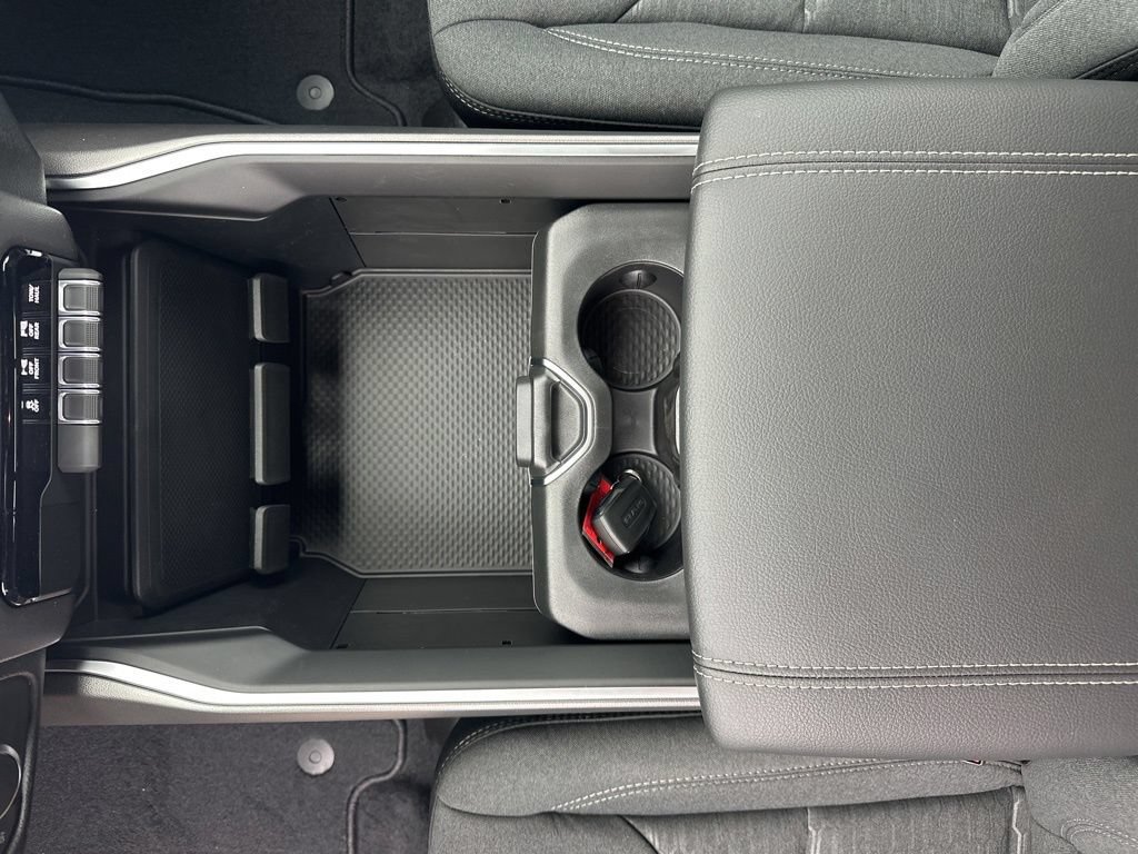New 2026 RAM 1500 Express AWD/4WD image 30