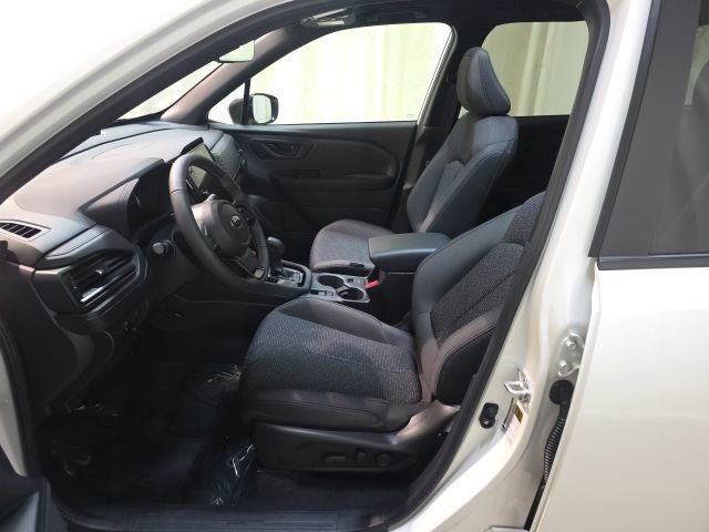 Certified 2025 Subaru Forester Premium AWD/4WD image 13